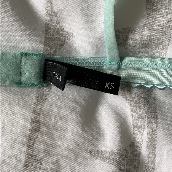 Aritzia Talula bralette - Picture 5 of 5